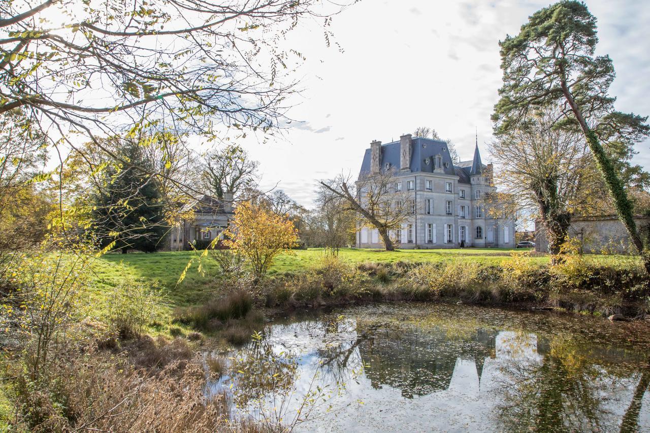 Chambres D'Hotes Chateau De La Puisaye Вернёй-сюр-Авр Экстерьер фото