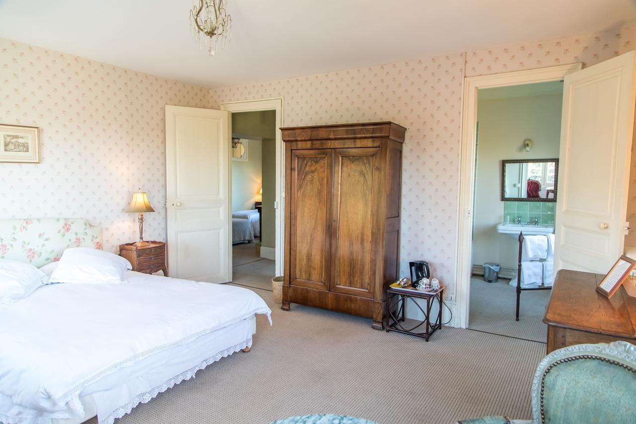 Chambres D'Hotes Chateau De La Puisaye Вернёй-сюр-Авр Экстерьер фото