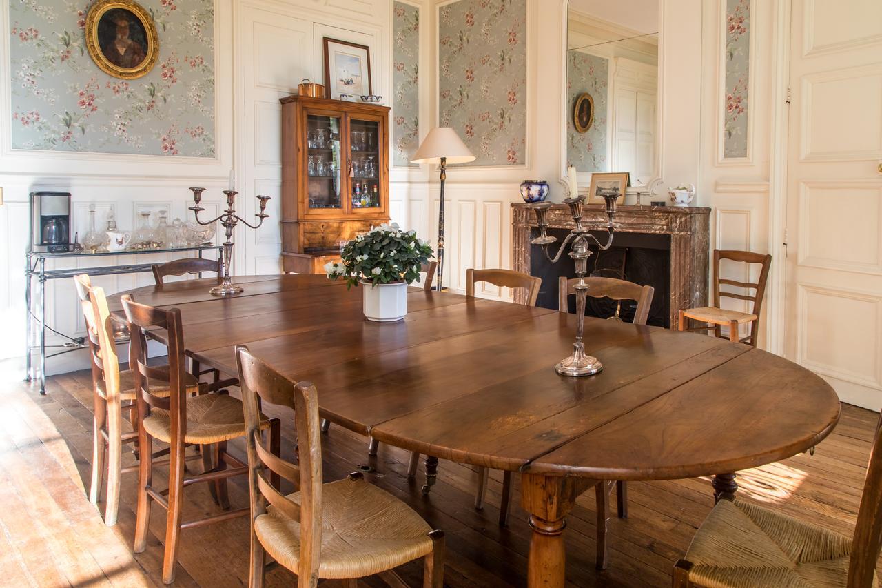 Chambres D'Hotes Chateau De La Puisaye Вернёй-сюр-Авр Экстерьер фото